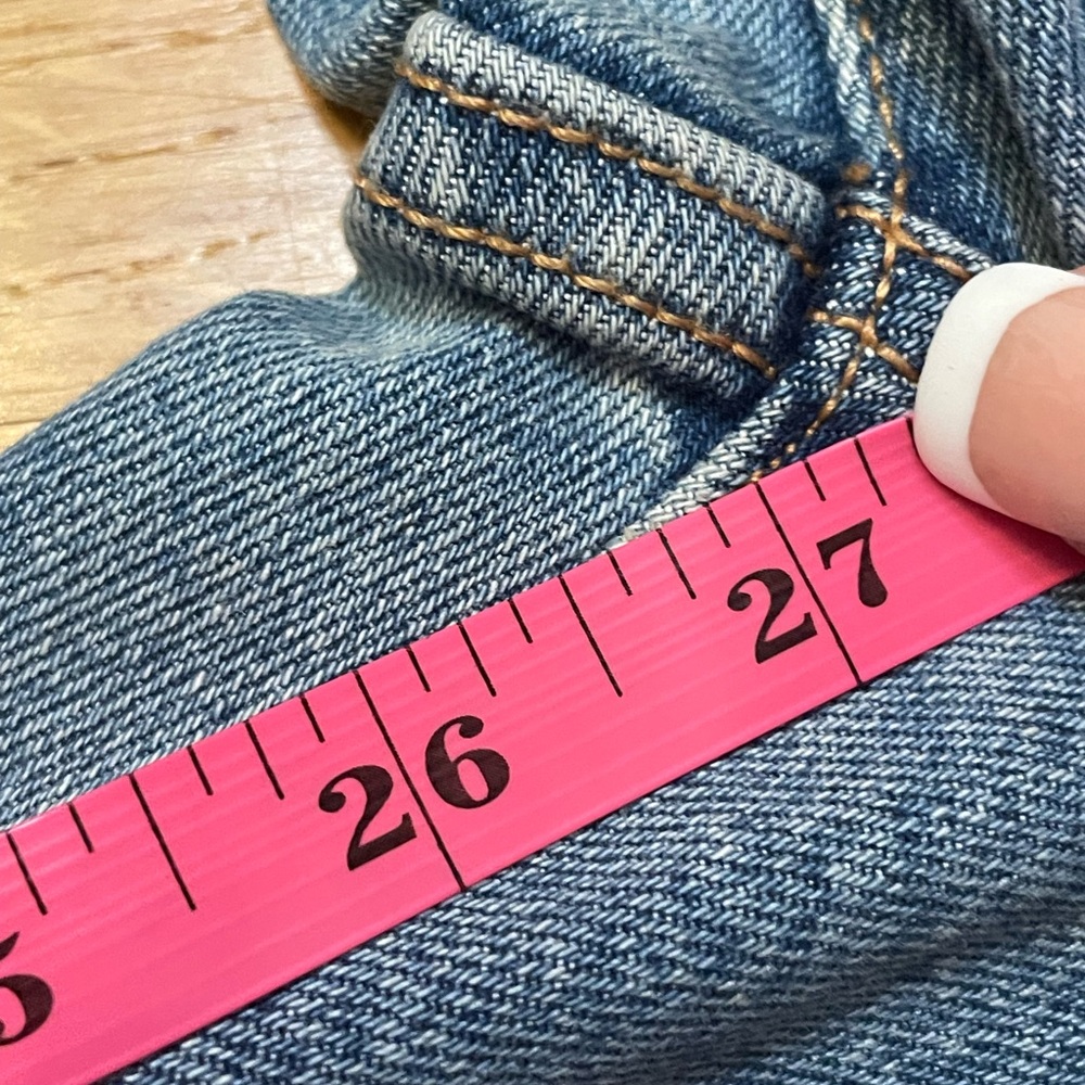 Kancan NWT High Rise Straight Relaxed Fit Jeans Size 3/25 Frayed Hems - Picture 11 of 12